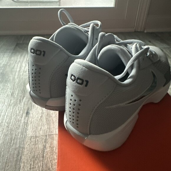 Nike Air Zoom GT Cut Academy TB FV1298 001 Unisex 9 Men/10.5 Women - Picture 3 of 9